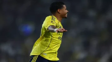 صفقة بملايين الدولارات.. بنفيكا يتعاقد مع نجم النصر ويسلي
